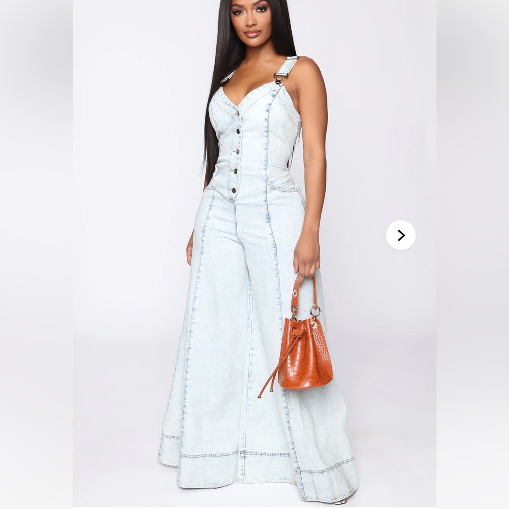 Denim jumpsuit 🔥